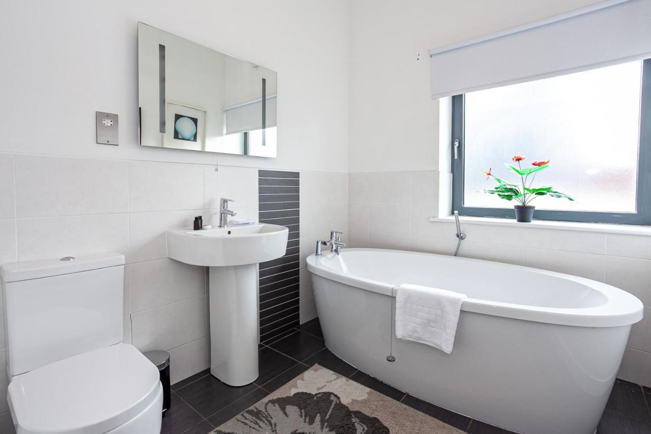 ดรีมเฮาส์ อพาร์ตเมนต์ แมนเชสเตอร์ ซิตี้ เวสต์ Apartment ภายนอก รูปภาพ
