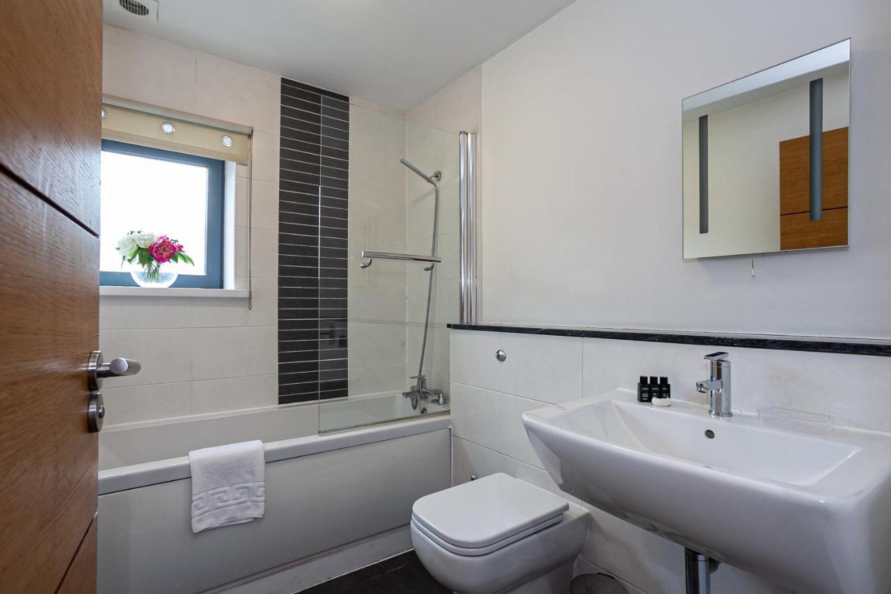 ดรีมเฮาส์ อพาร์ตเมนต์ แมนเชสเตอร์ ซิตี้ เวสต์ Apartment ภายนอก รูปภาพ